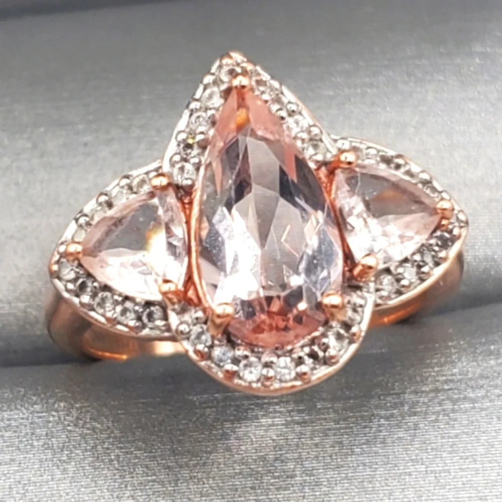 10k Solid Rose Gold Morganite Halo Ring